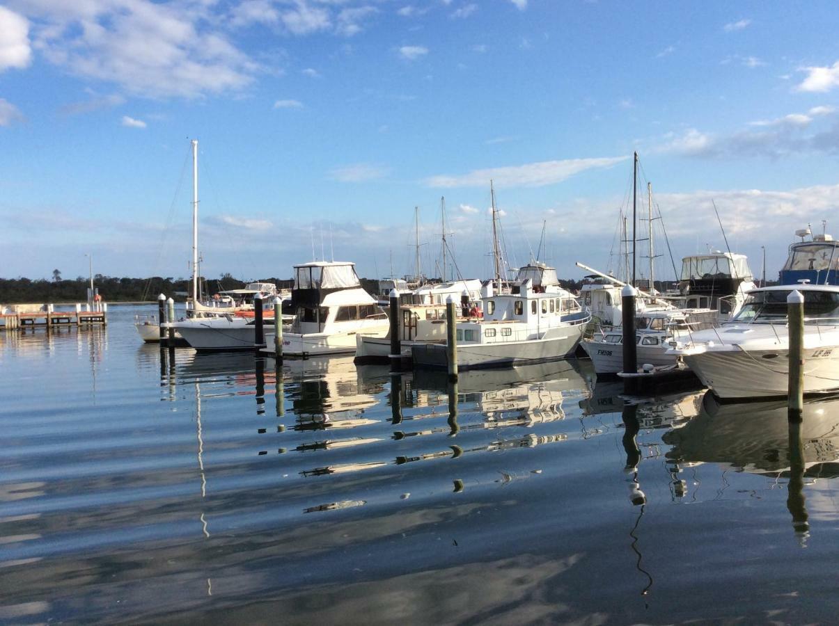 Views Holiday home Lakes Entrance